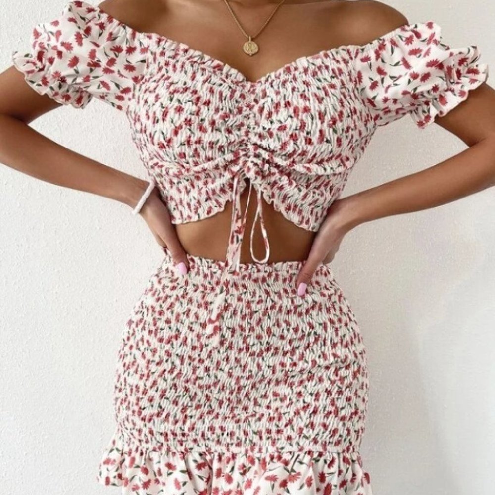 Boho chic Floral  Ruched Shirred Bodice Crop Top & skirt set - Picture 4 of 8